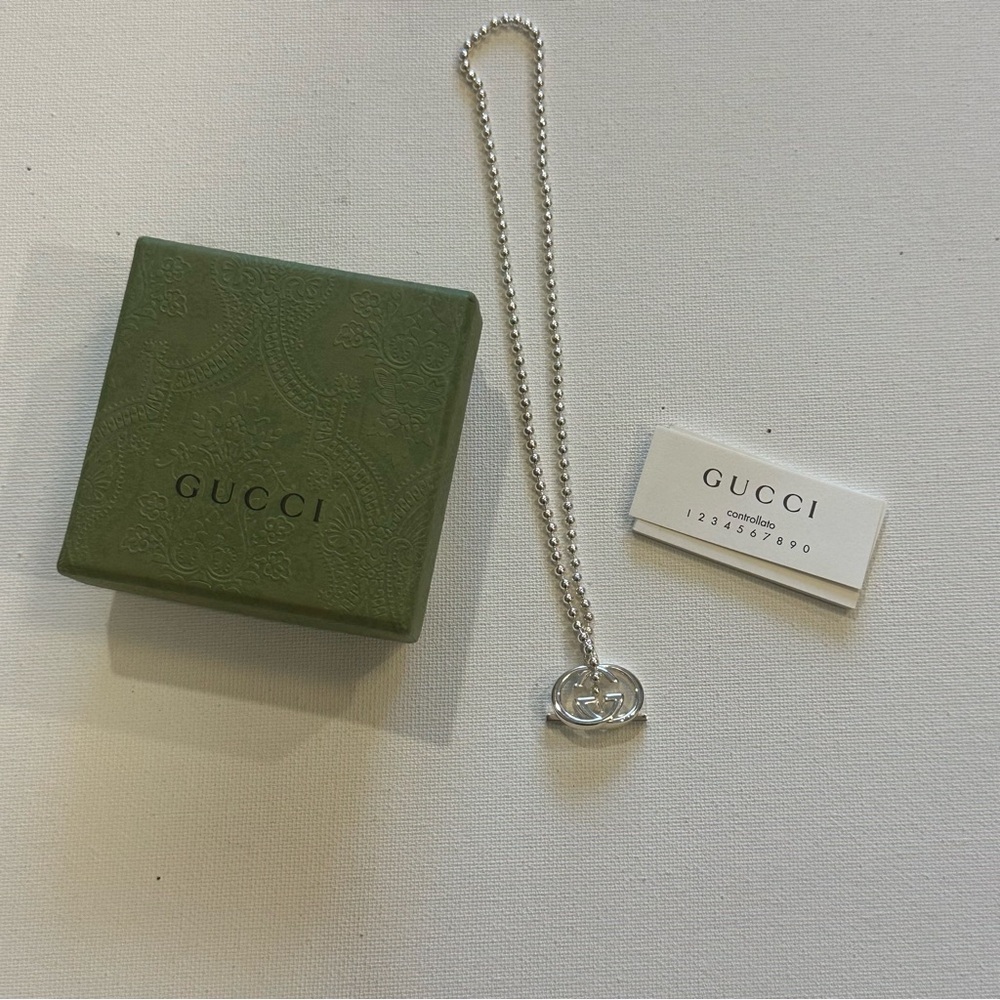 Gucci Silver Double G toggle polished bead Necklace/choker new with box. - Picture 6 of 8